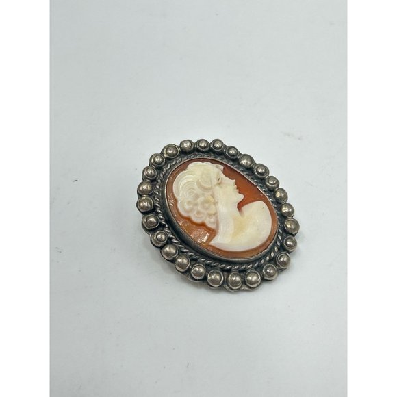 Sterling Silver Cameo Pendant Genuine Carved Genuine Shell with Sterling Setting - Picture 2 of 6